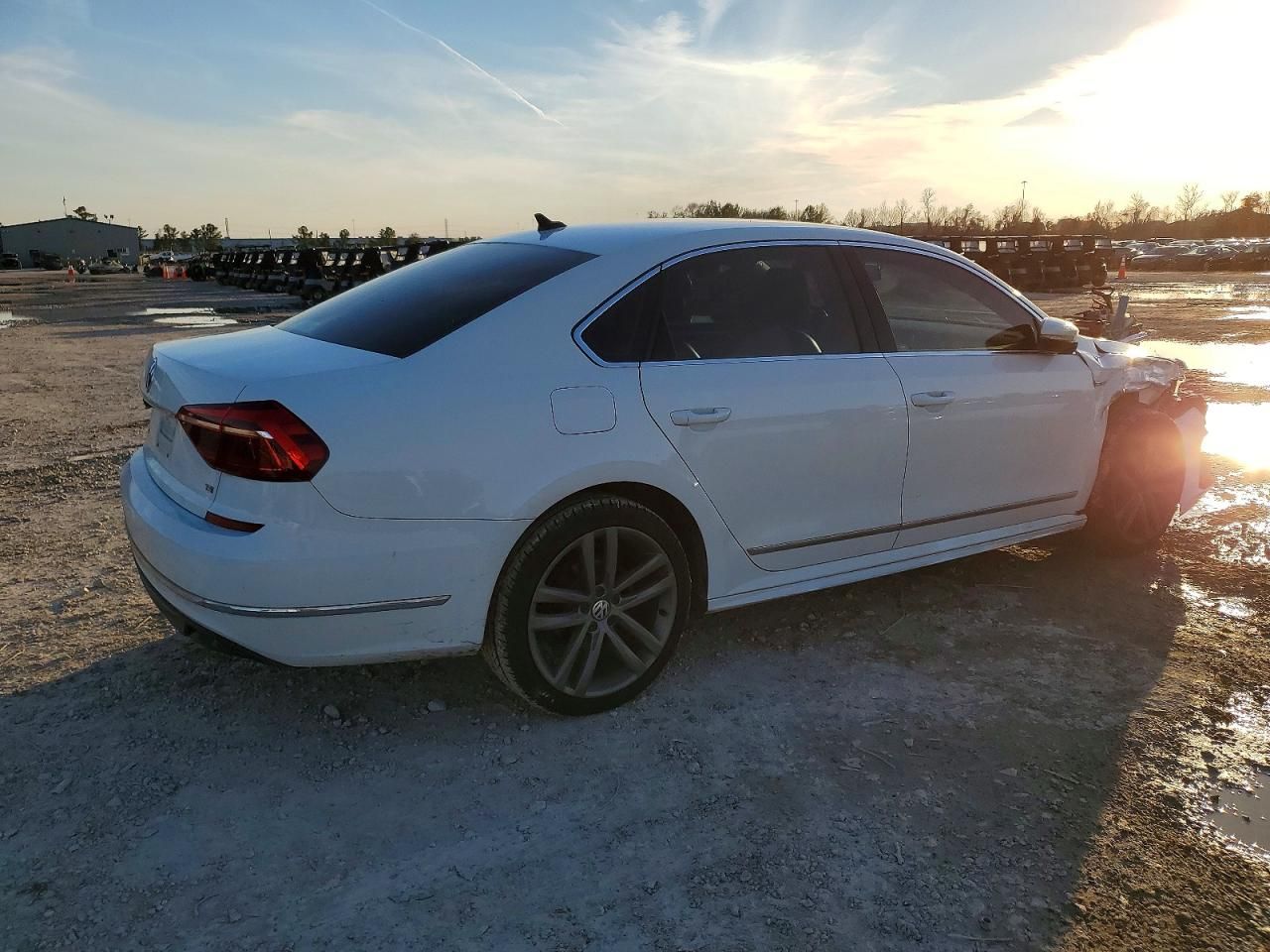 2017 Volkswagen Passat R-line