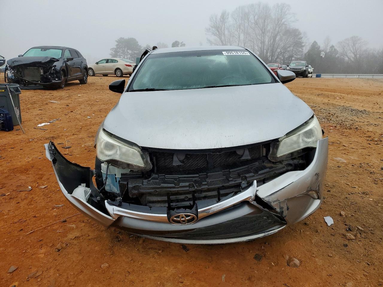 2016 Toyota Camry le