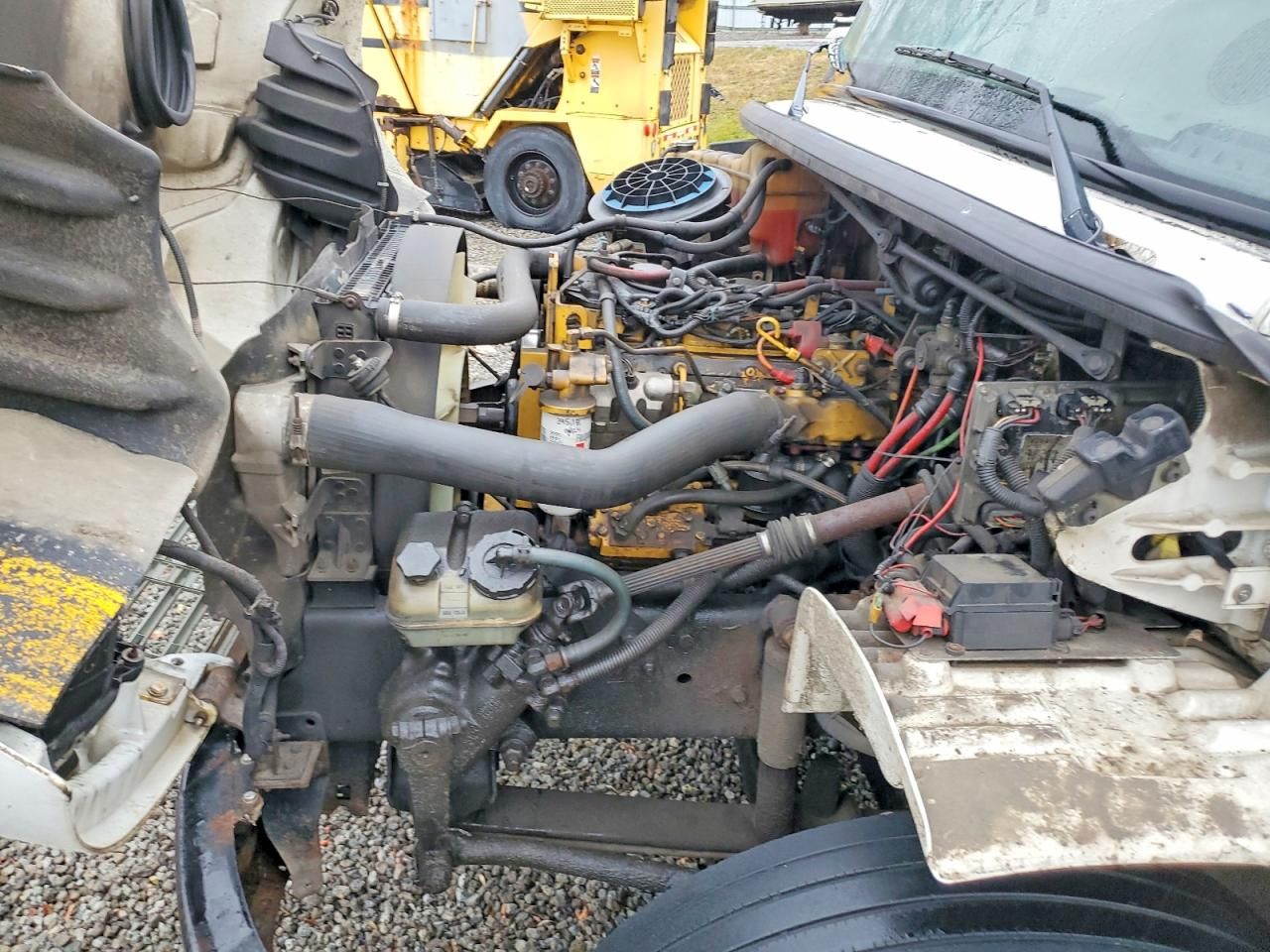 2005 Freightliner Business Class M2 Flatbed Truck