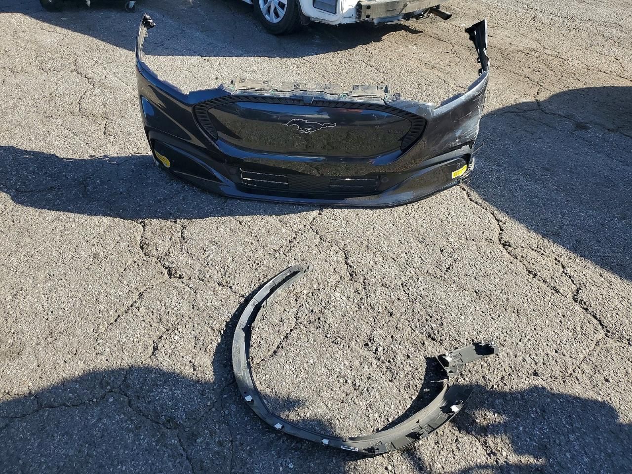 2022 Ford Mustang Mach-e California Route 1