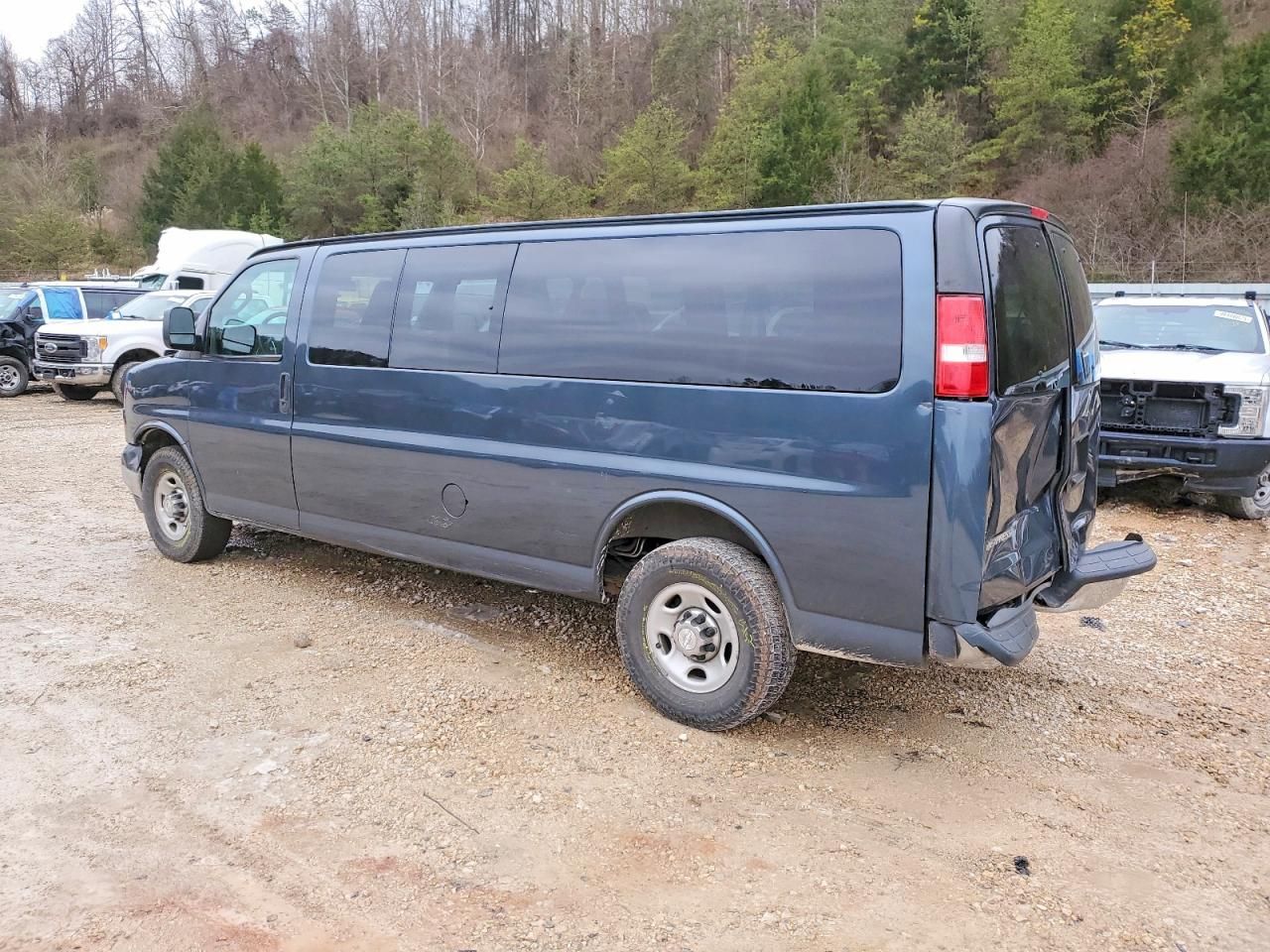 2019 Chevrolet Express G3500 LT