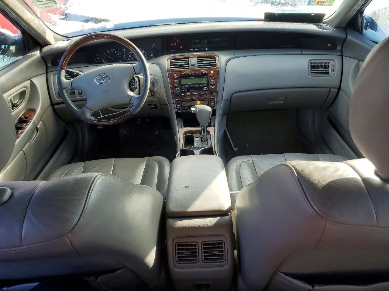 2003 Toyota Avalon xl
