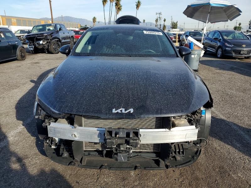 2025 KIA K5 lxs
