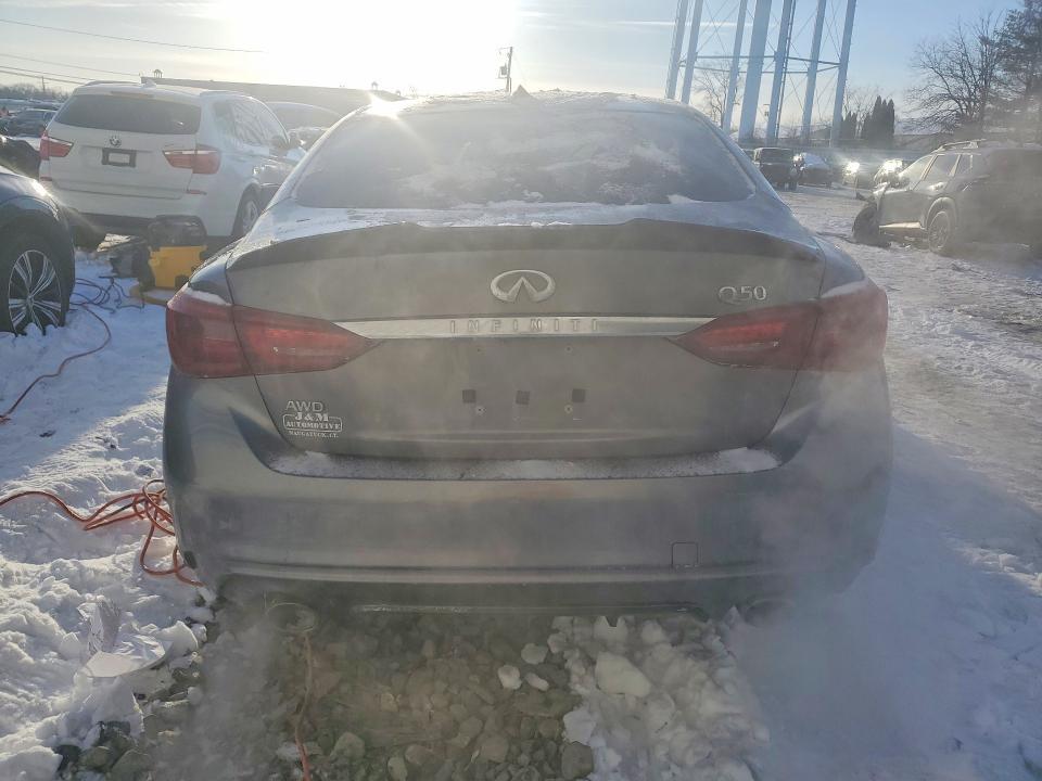 2018 Infinity Q50 Luxe
