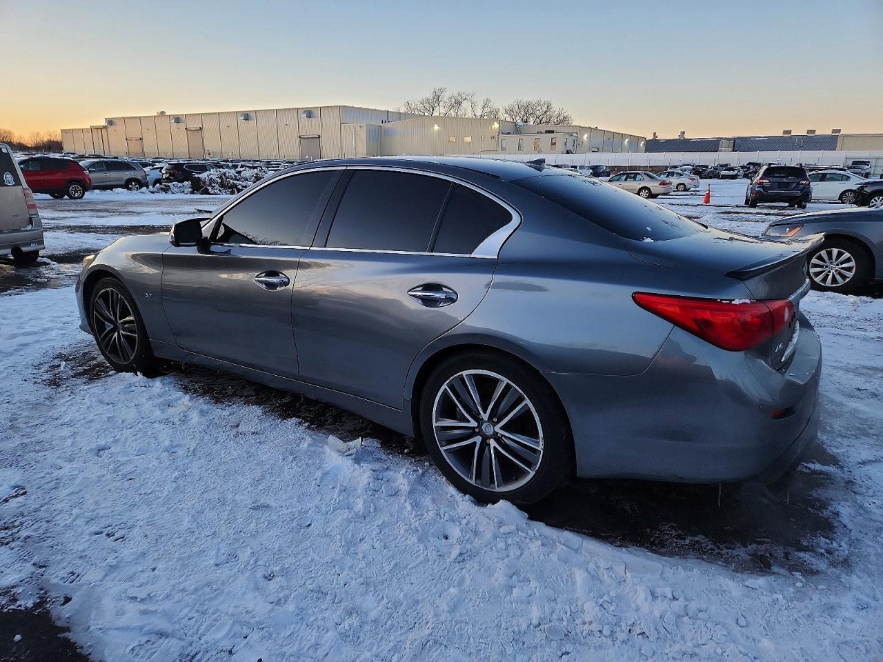 2015 Infiniti Q50 Base