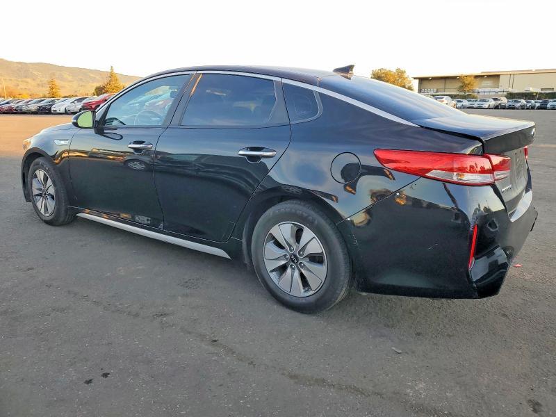2017 KIA Optima
