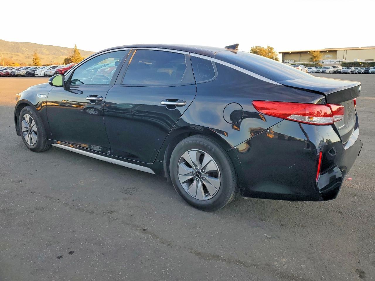 2017 KIA Optima