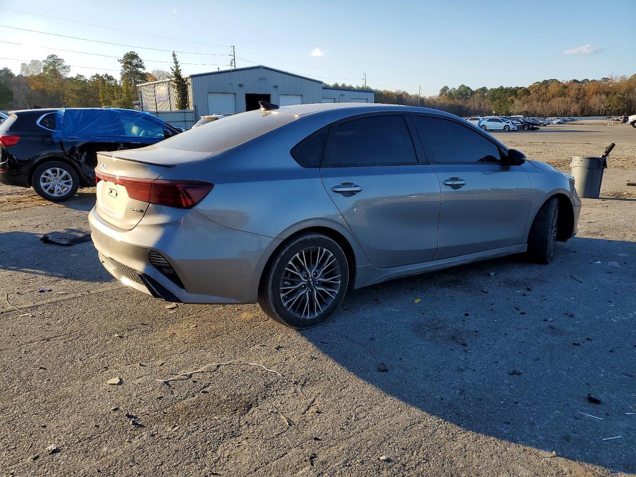 2024 KIA Forte gt Line