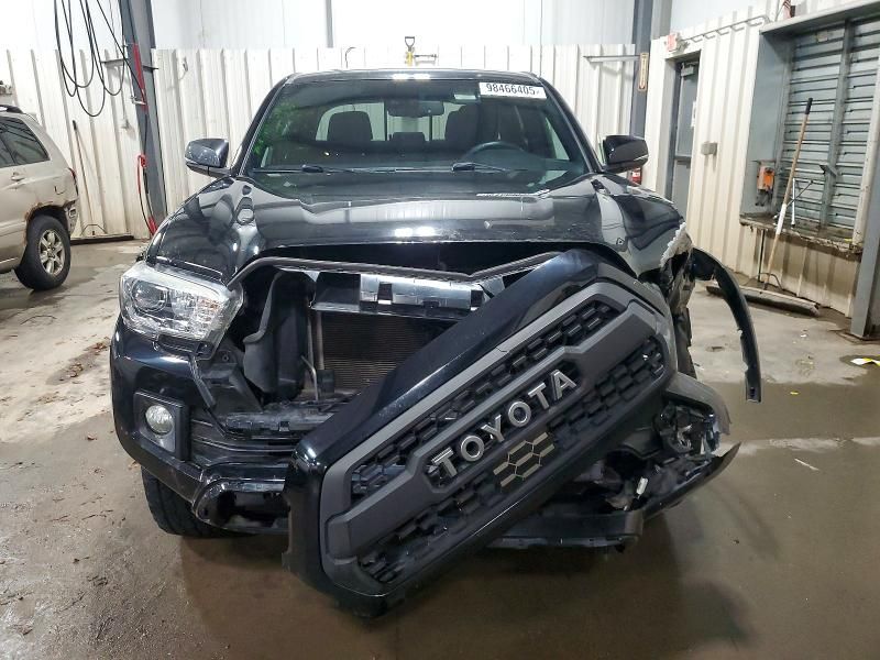 2018 Toyota Tacoma Double cab