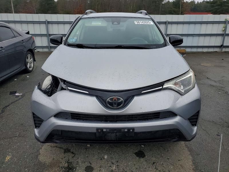 2018 Toyota Rav4 le