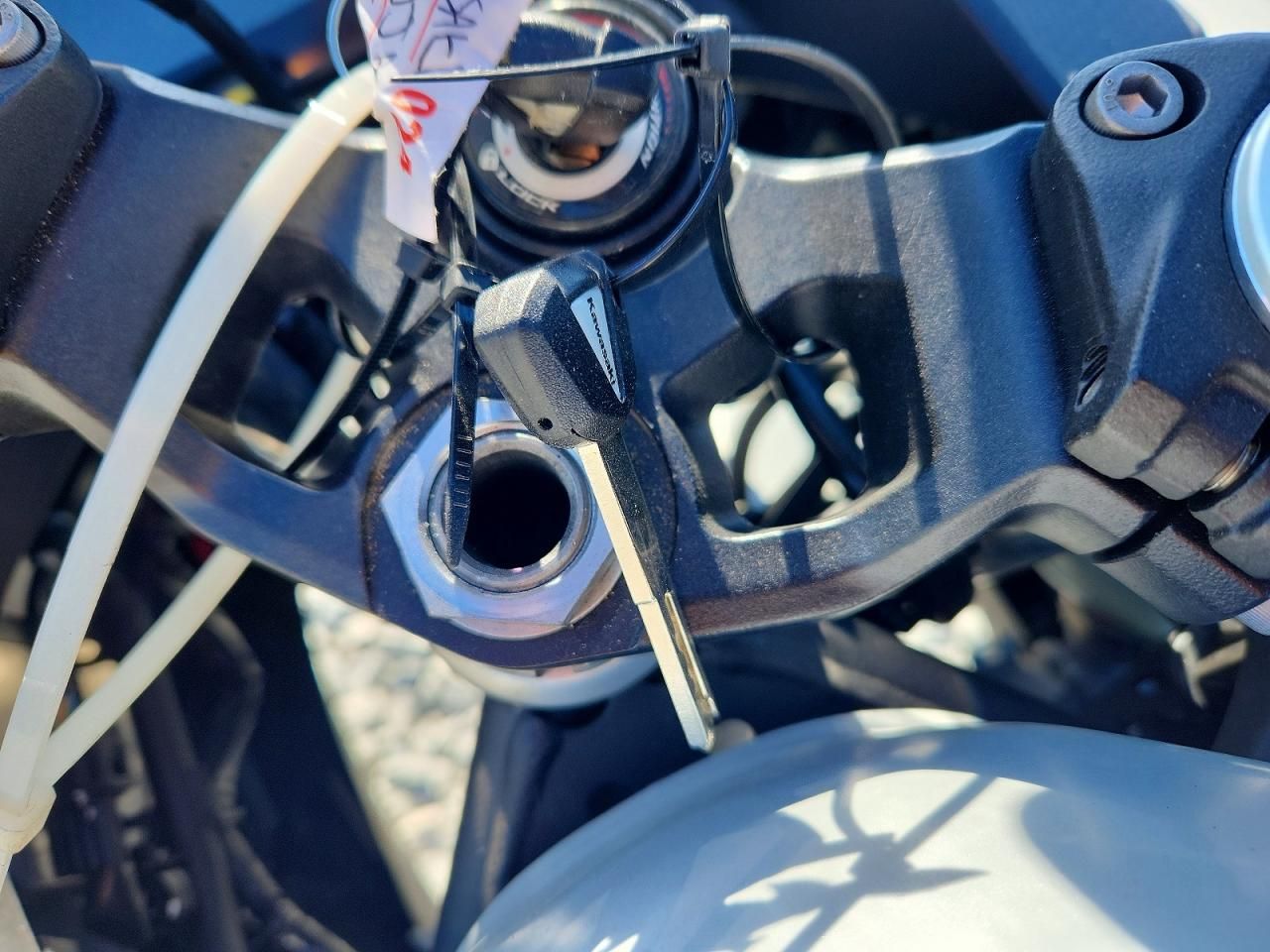 2025 Kawasaki EX500 H