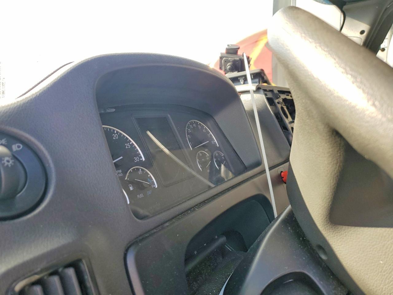 2024 Freigliner 2024 Freightliner Cascadia 126 Truck Cab AND Chass