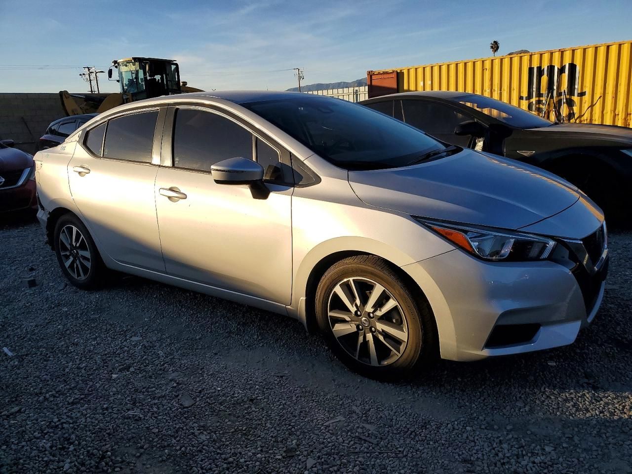 2021 Nissan Versa sv