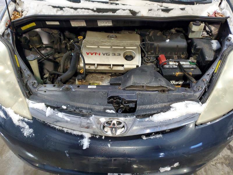2006 Toyota Sienna