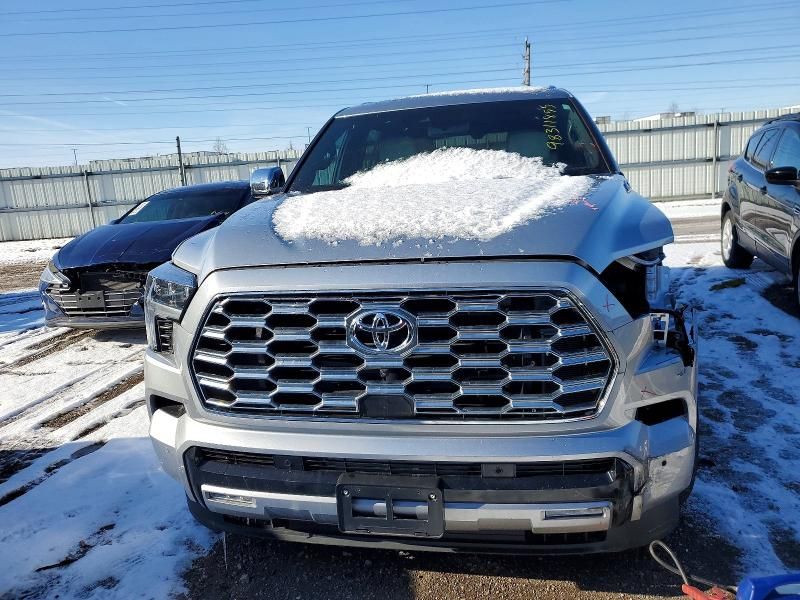 2025 Toyota Sequoia SR5