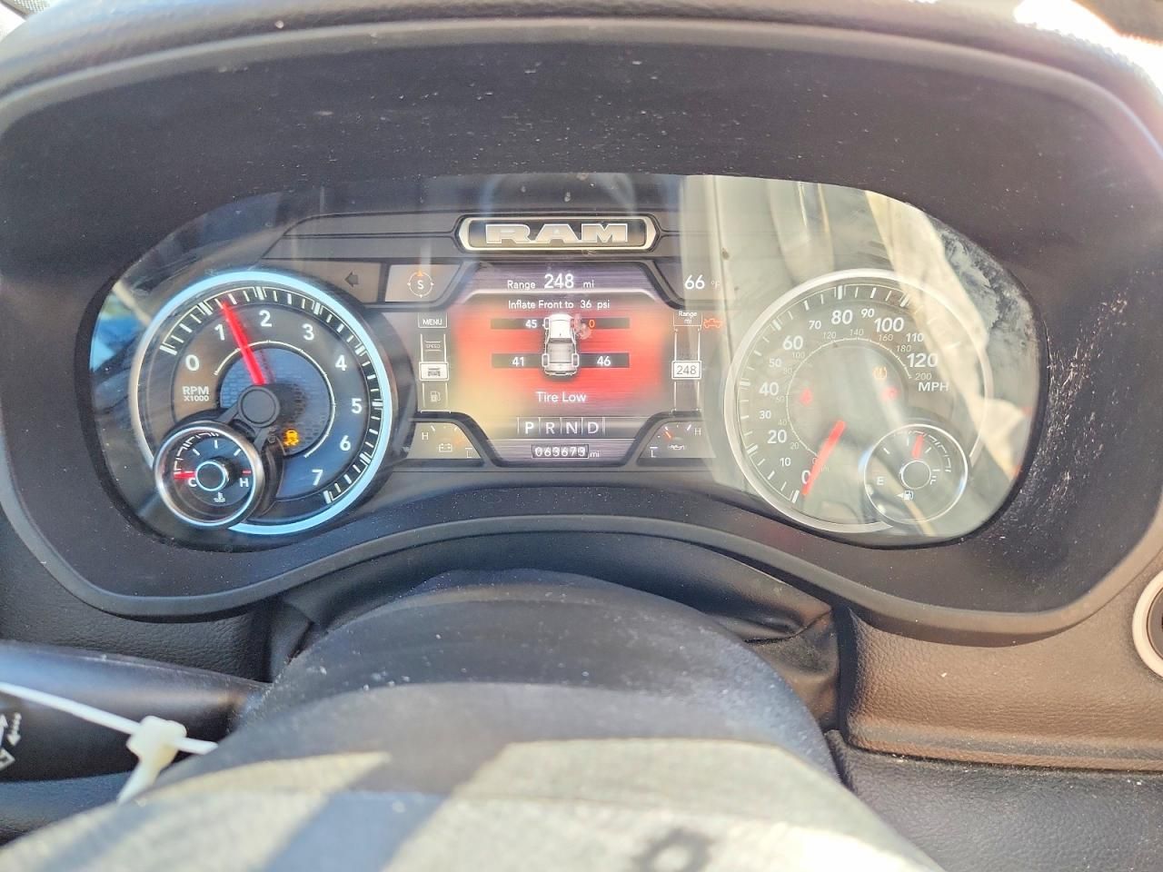 2022 Dodge Ram 1500 big Horn/lone Star