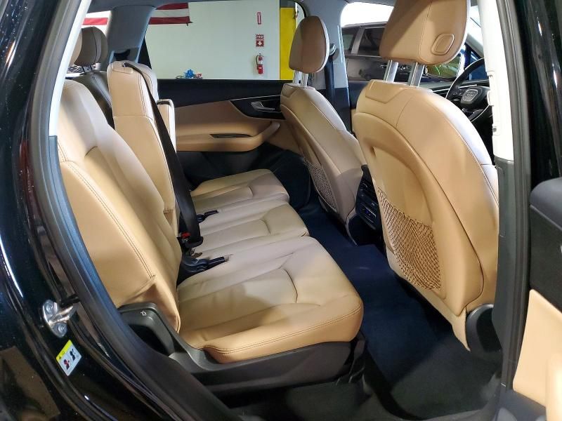 2021 Audi Q7 Premium