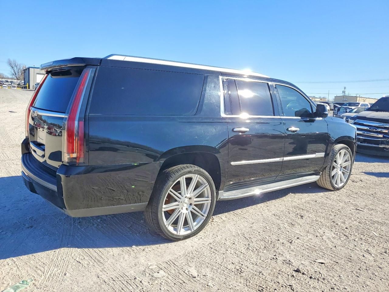 2016 Cadillac Escalade esv Luxury
