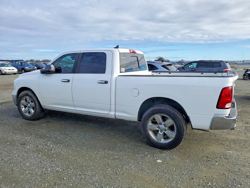 2015 Dodge RAM 1500 SLT
