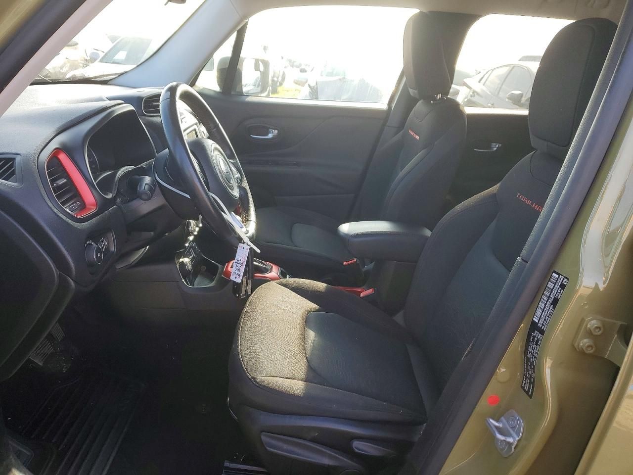 2015 Jeep Renegade Trailhawk