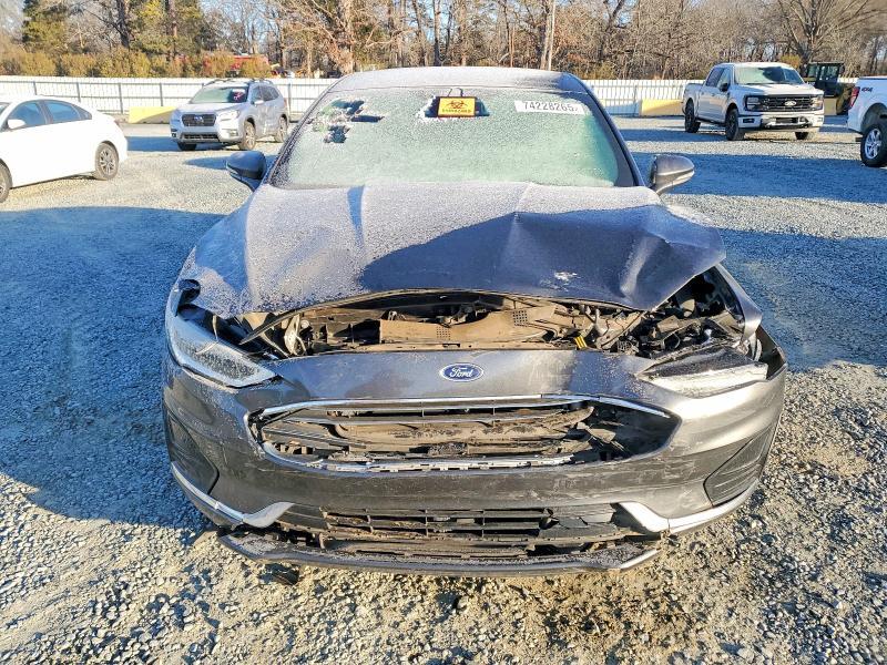 2019 Ford Fusion sel
