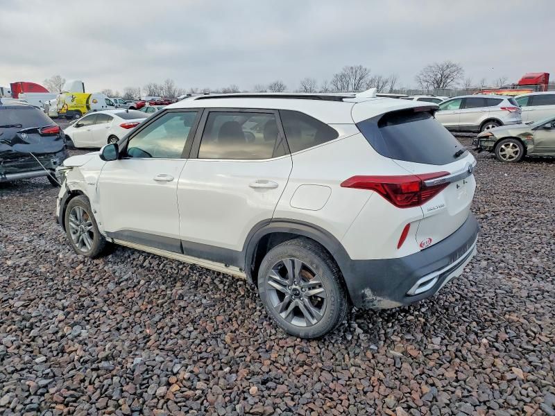 2021 KIA Seltos s