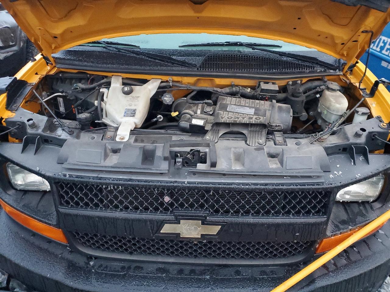 2017 Chev Express G4500