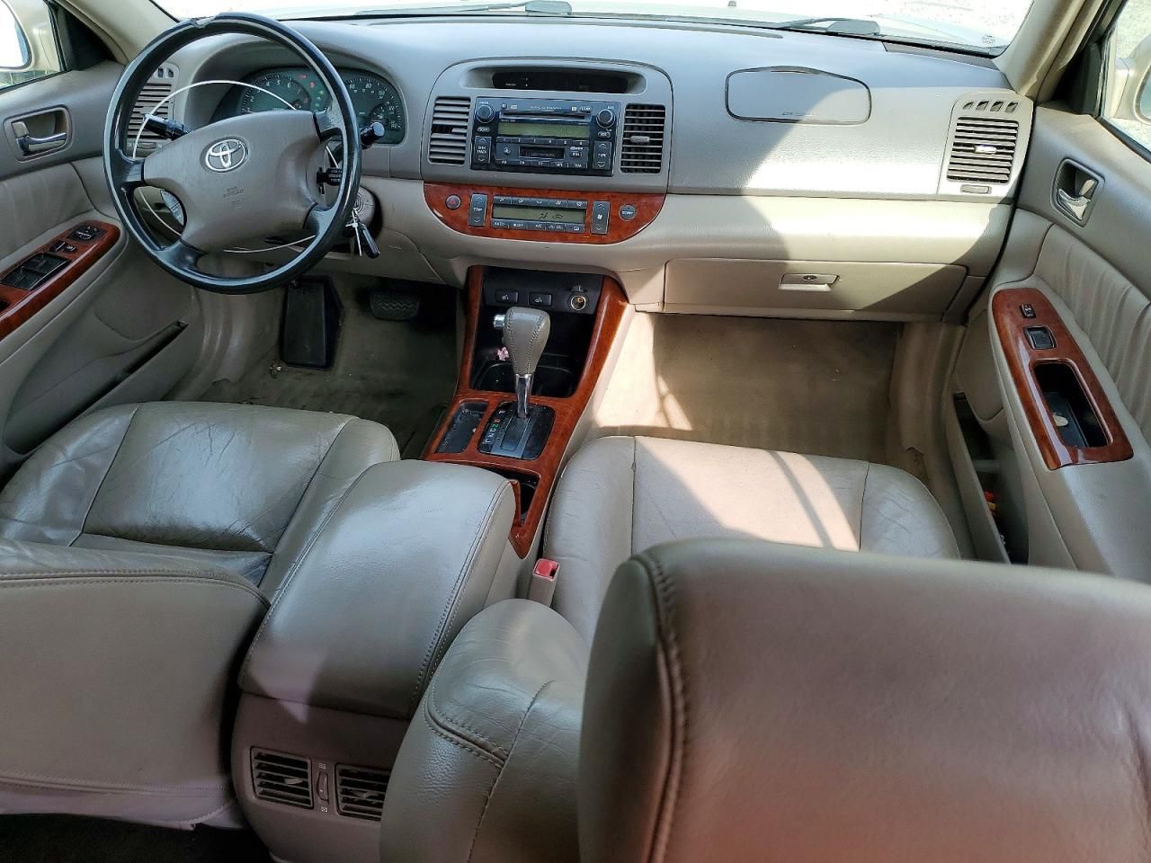 2003 Toyota Camry le