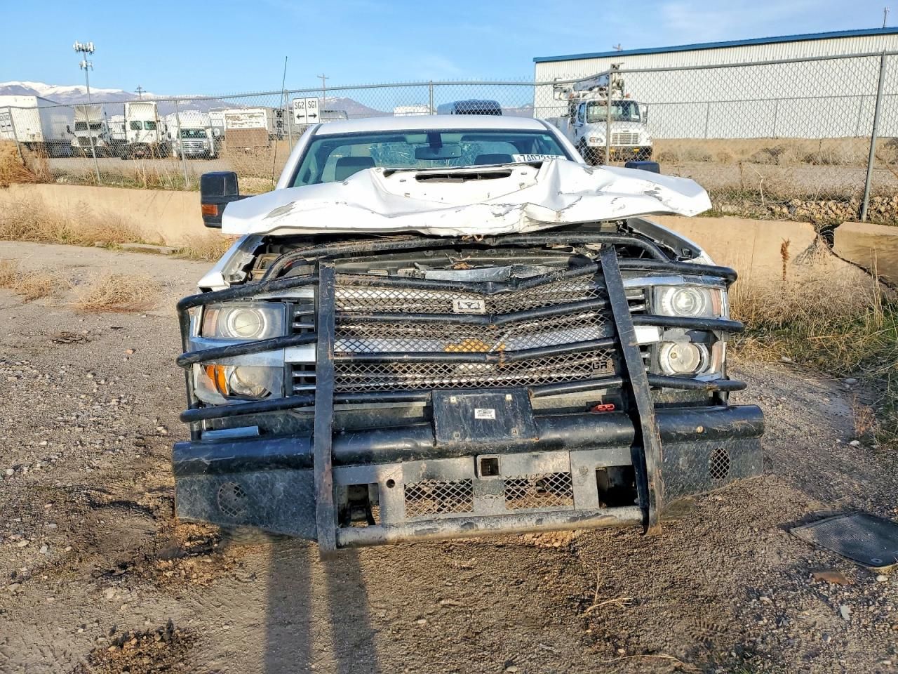 2018 Chevrolet Silverado 3500HD Truck Cab AND Chassis