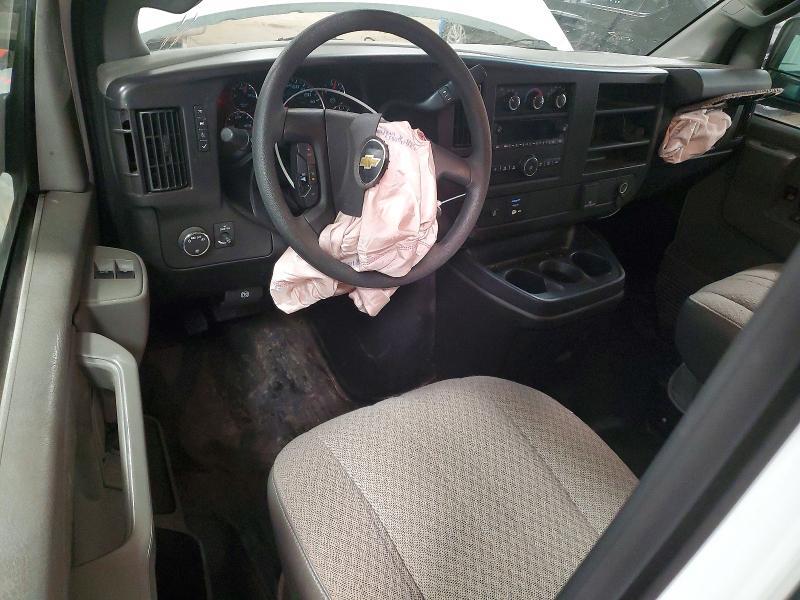 2016 Chevrolet Express G2500 Delivery van