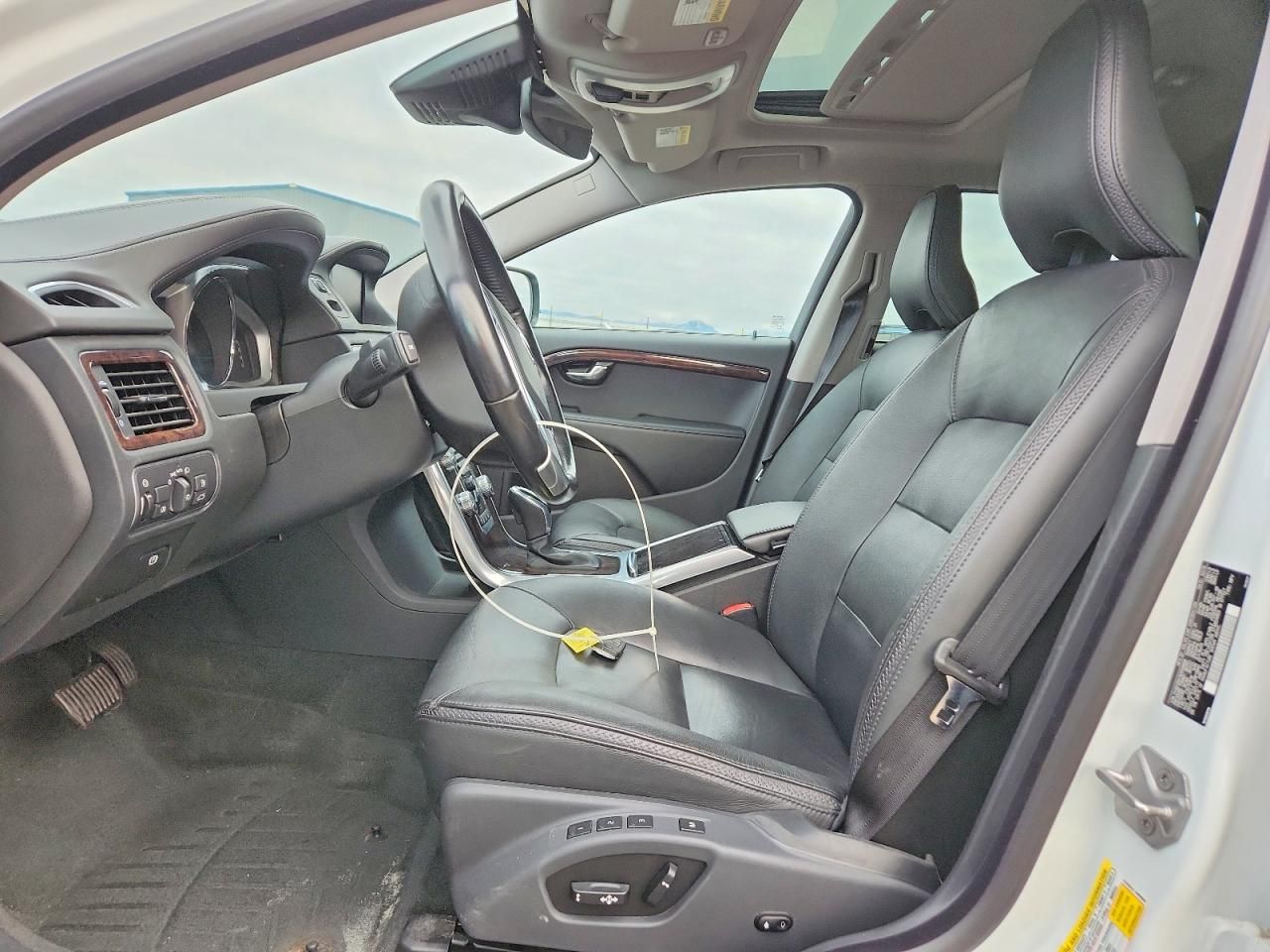 2016 Volvo Xc70 T5 Classic Platinum