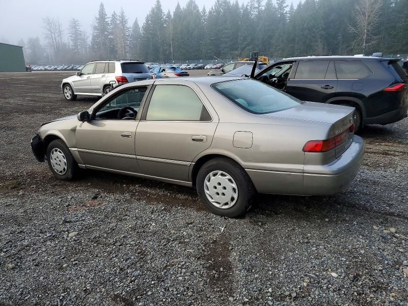 1997 Toyota Camry le