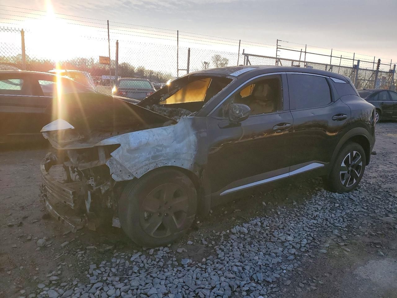 2025 Nissan Kicks sv