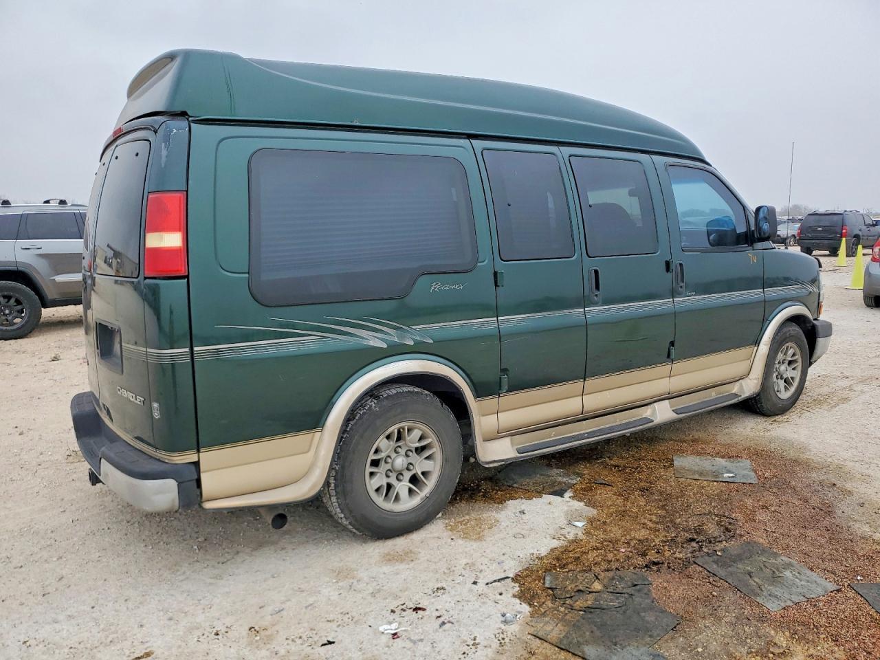 2003 Chevrolet Express G1500