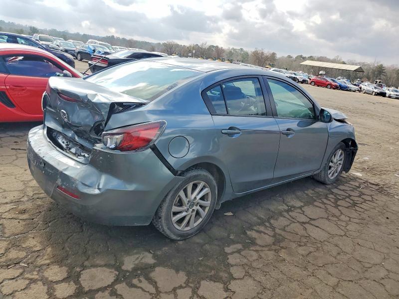 2013 Mazda 3 I