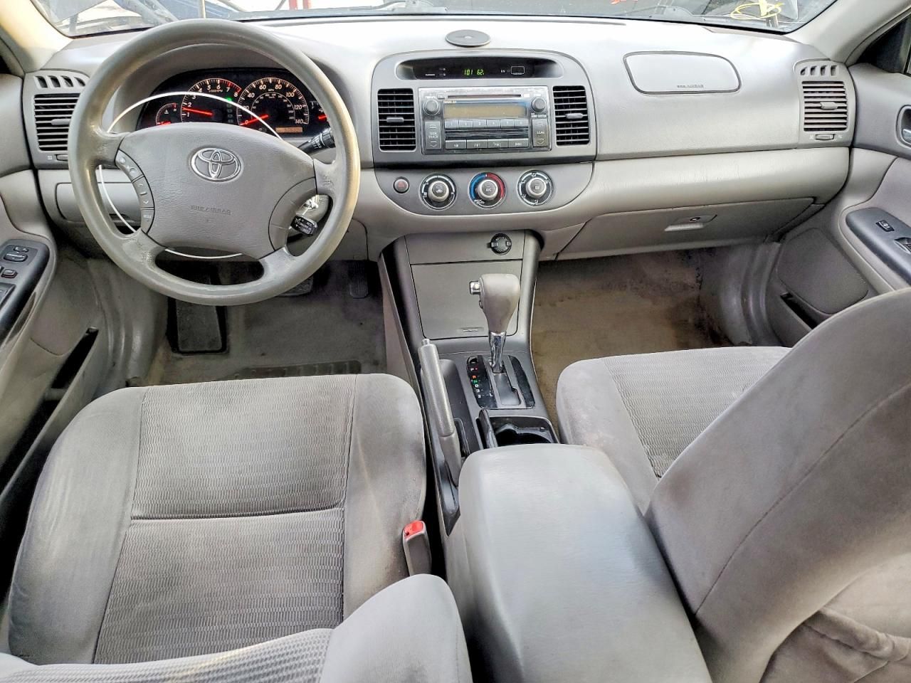 2005 Toyota Camry le