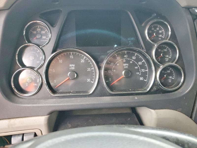 2022 Peterbilt 579 Semi Truck