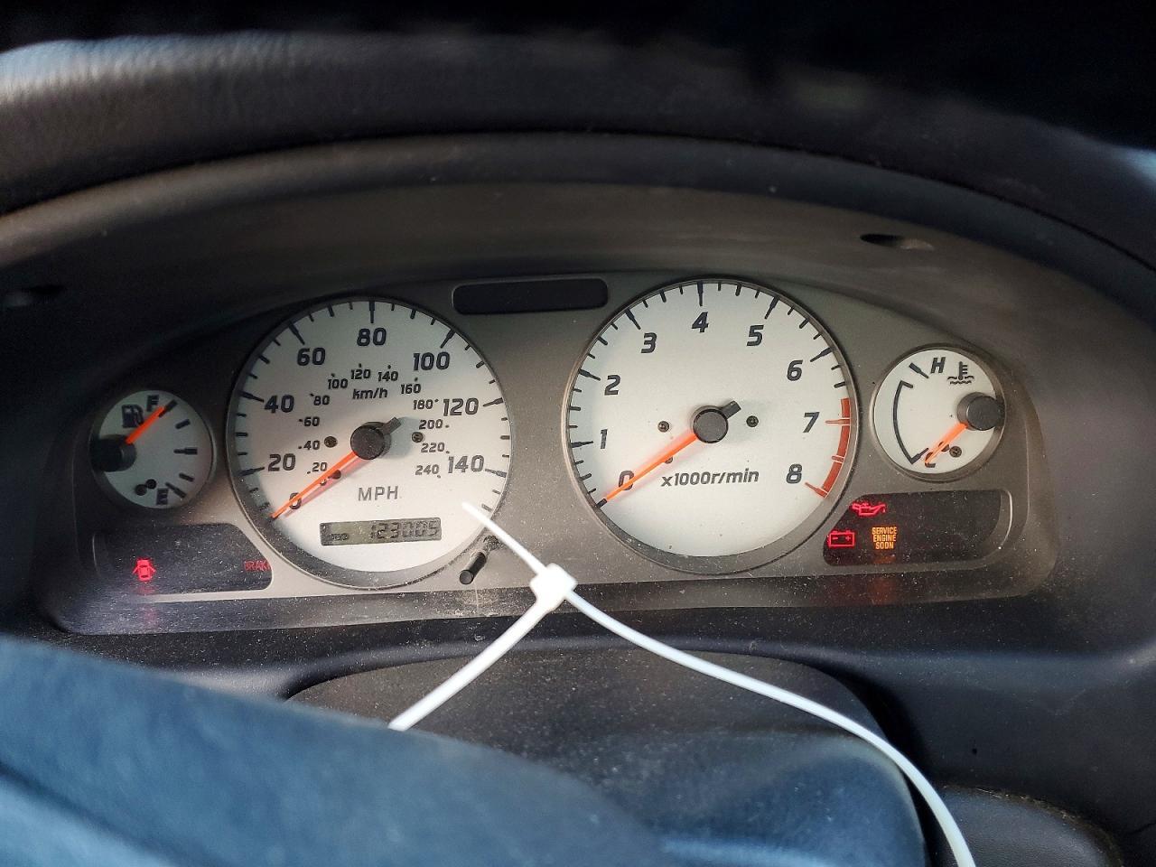 2001 Nissan Sentra se