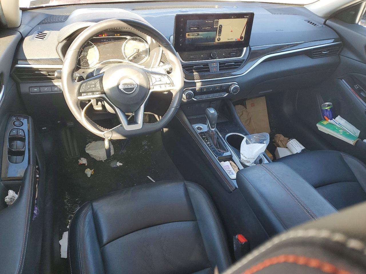 2024 Niss Altima