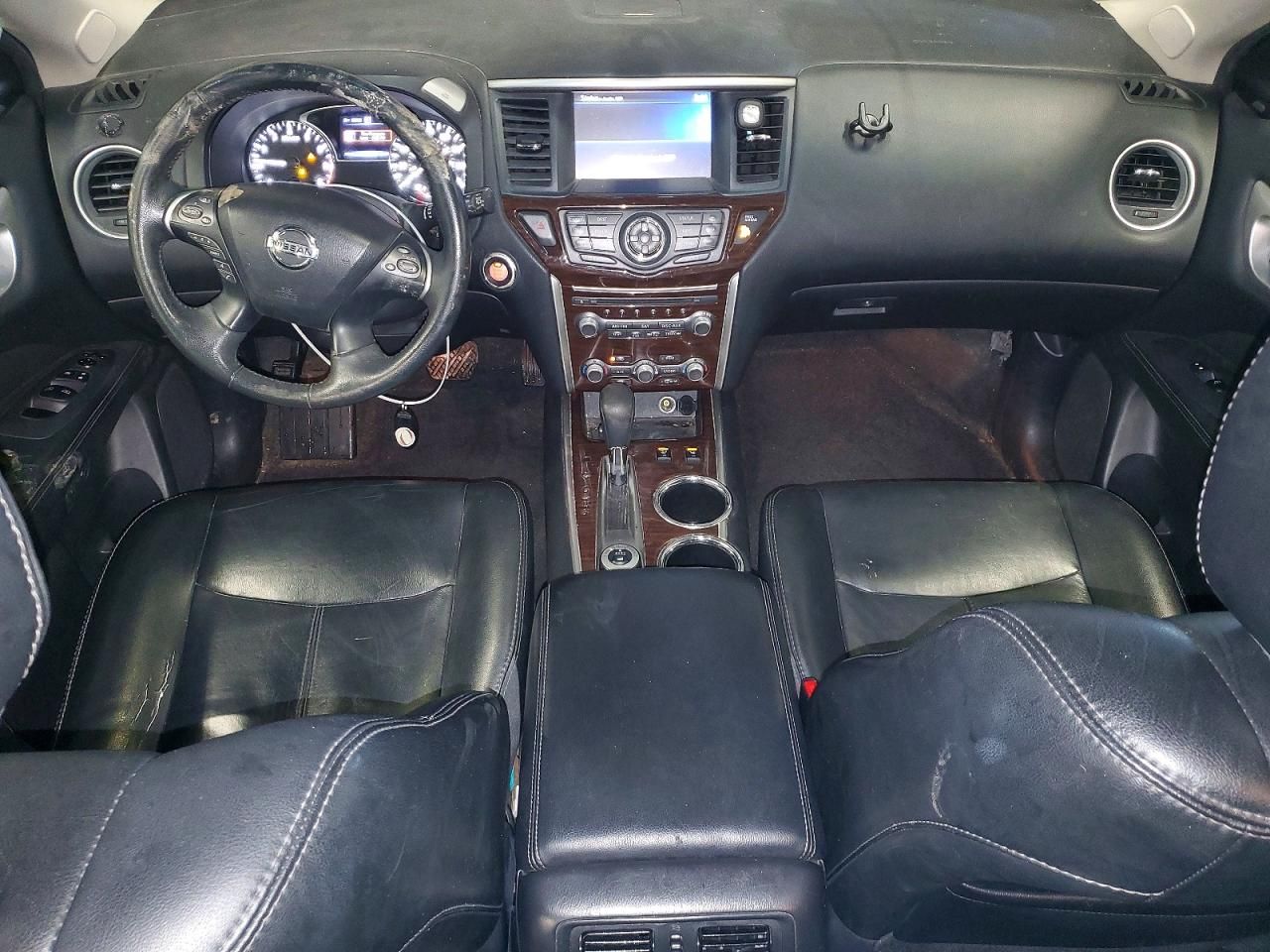 2016 Nissan Pathfinder s