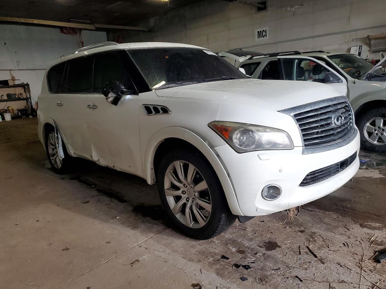 2012 Infiniti Qx56