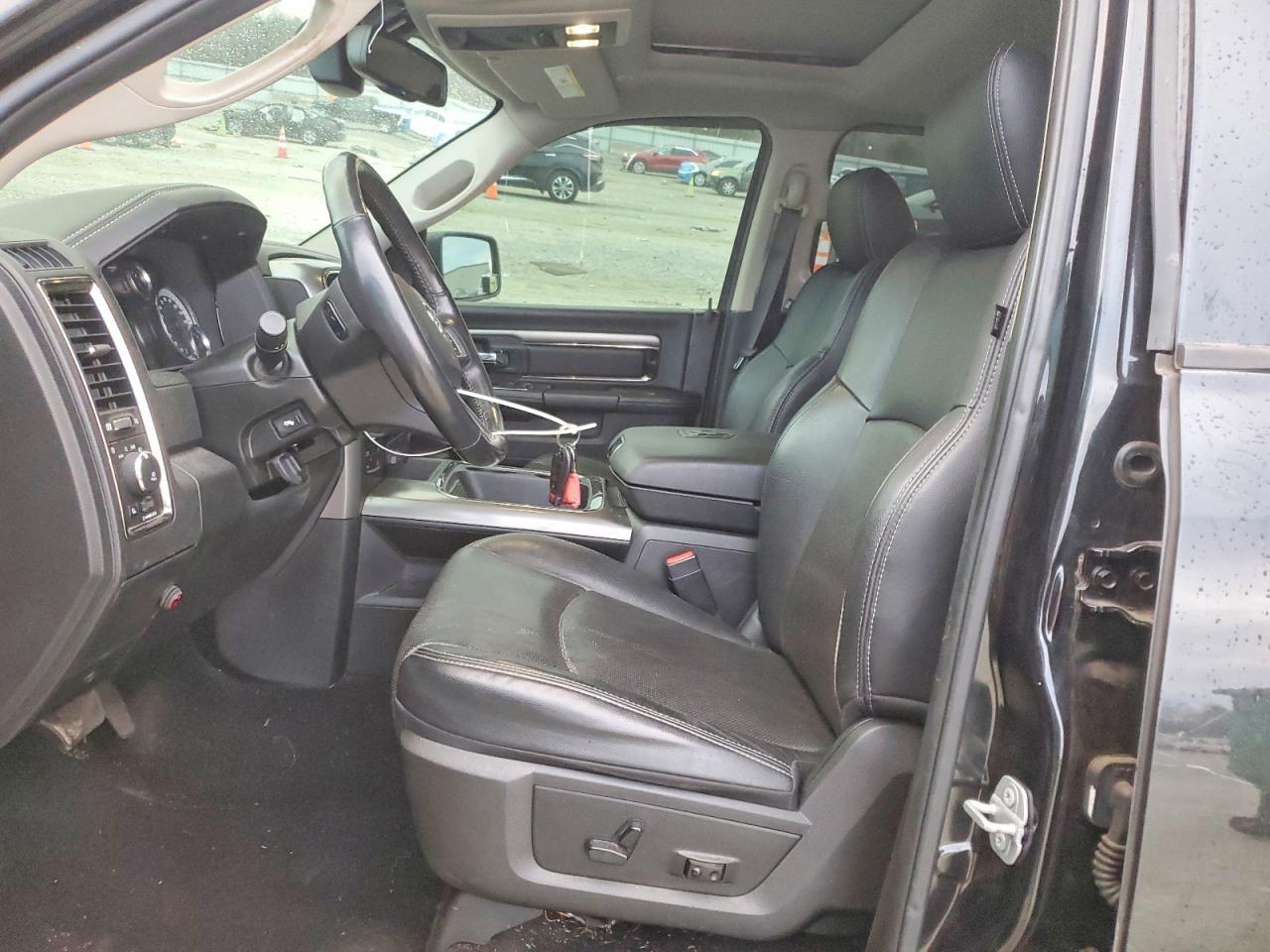 2017 Dodge RAM 1500 Sport