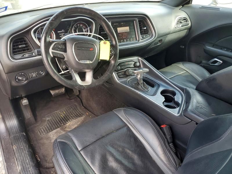 2015 Dodge Challenger sxt Plus