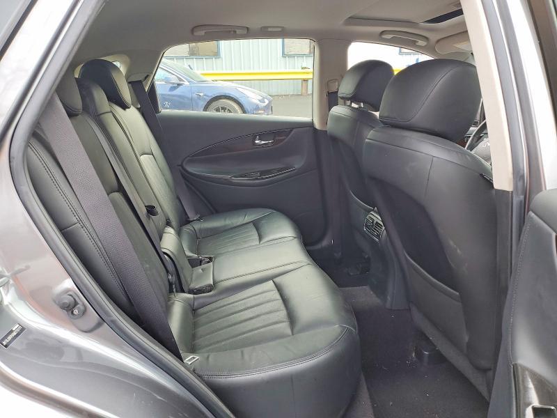 2016 Infinity Qx50 Base