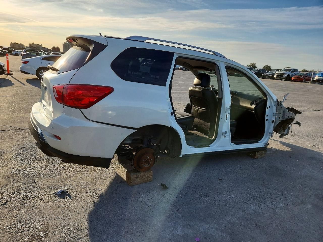 2017 Nissan Pathfinder s