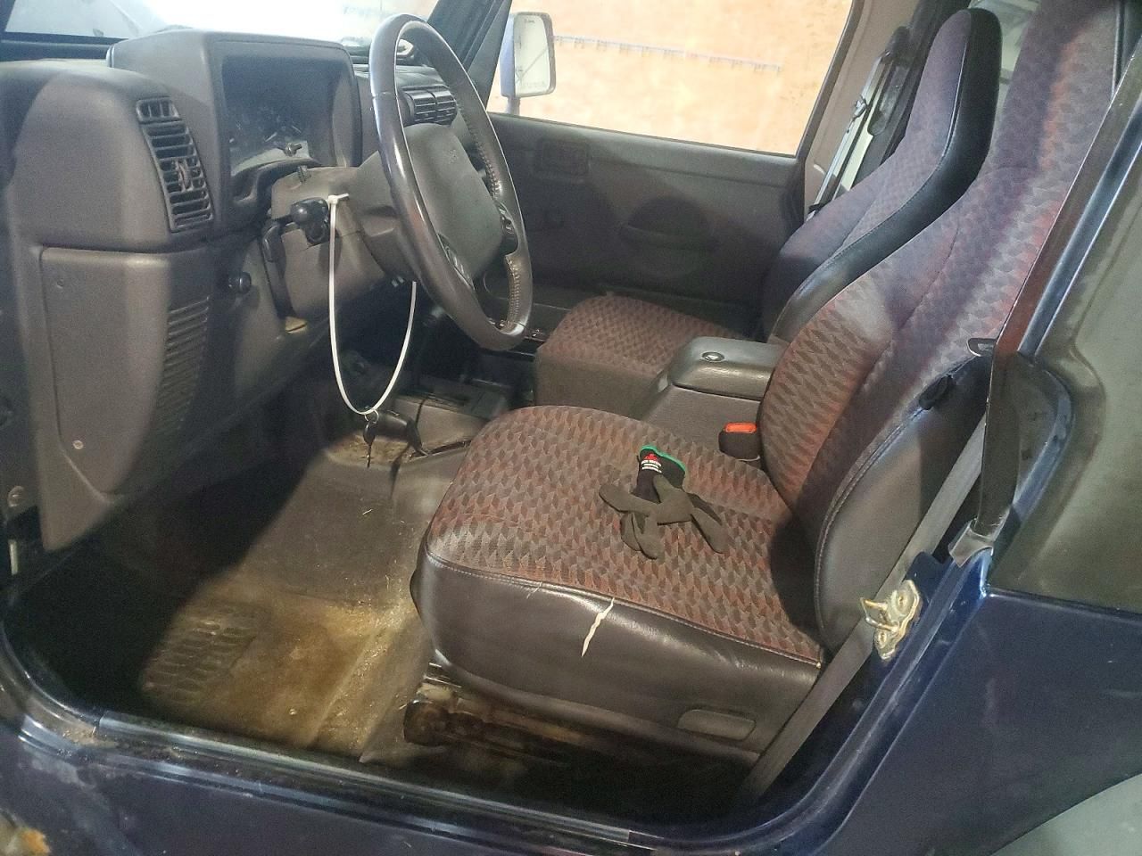 2000 Jeep Wrangler / tj Sport