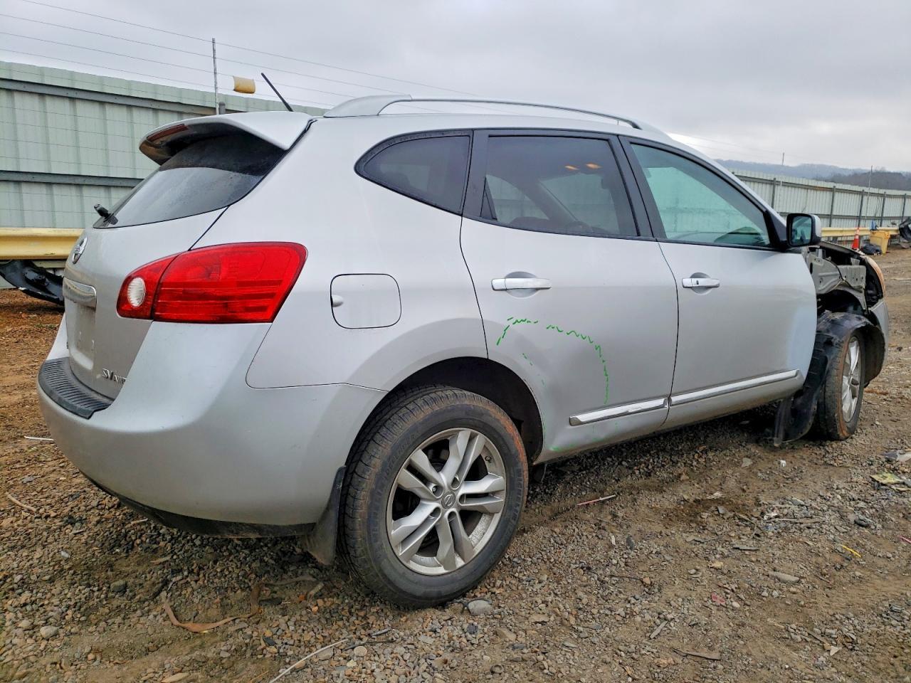 2013 Nissan Rogue s