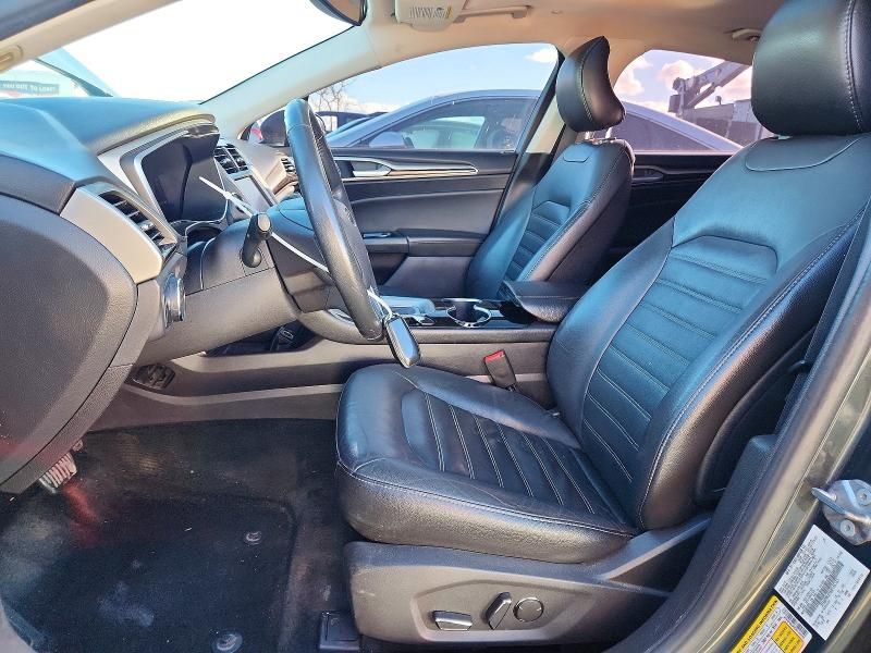 2016 Ford Fusion se Hybrid