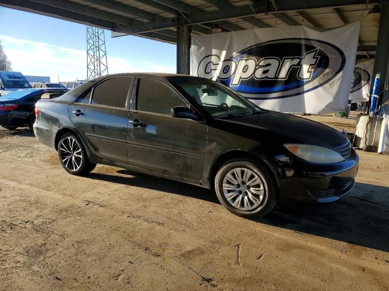 2005 Toyota Camry le