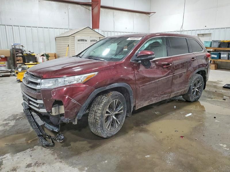 2018 Toyota Highlander le